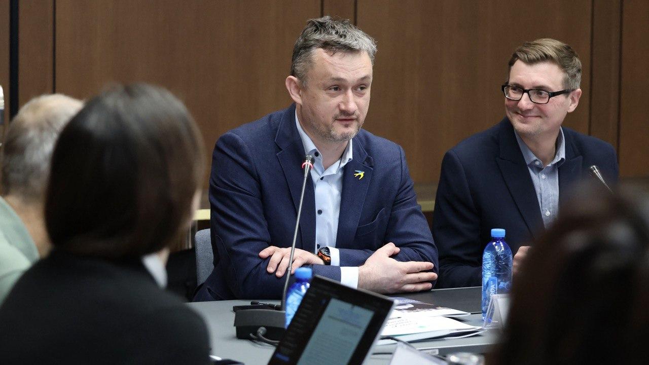 Програма Polaris презентувала результати дослідження про інформування та залучення жителів громад в умовах воєнного стану